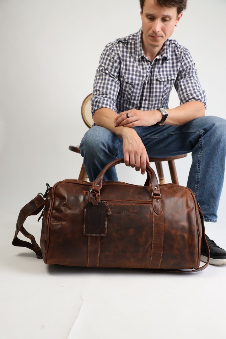 Men's leather overnight duffle bag best sale